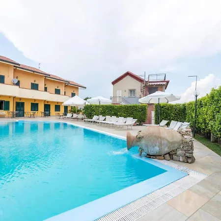 Beachside In Villa